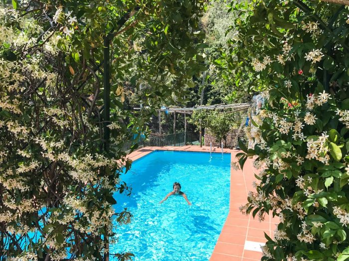 Villa la Madonnina Amalfi Coast pool with swimmer