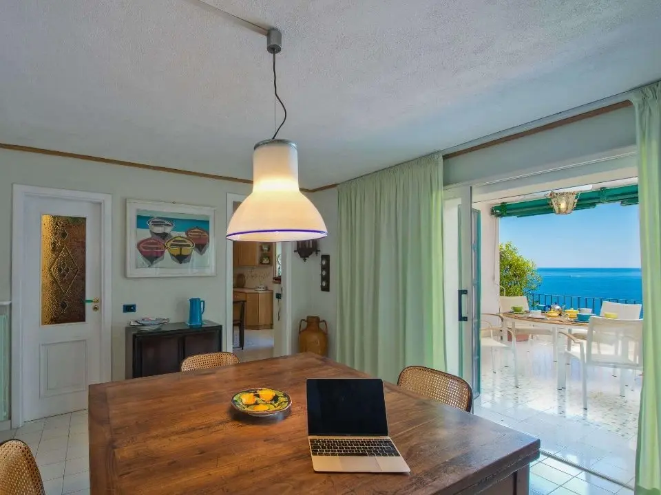 Luxury-Villa-la-Madonnina_Living-room-2