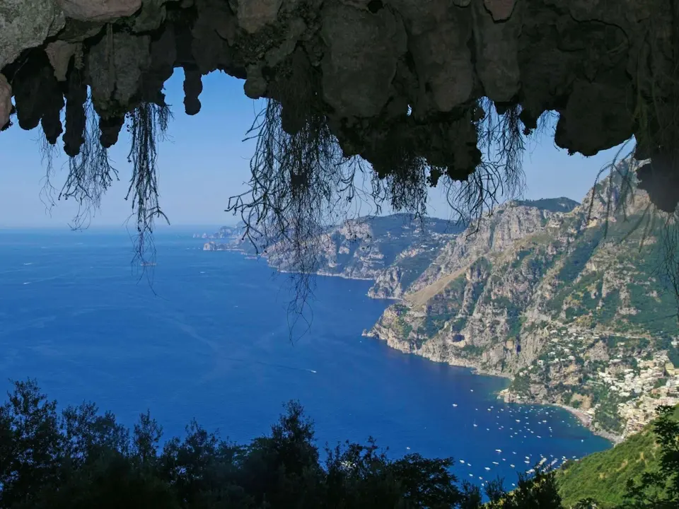 Amalfi Coast Luxury Villa_Sentiero-degli-Dei_cave-above-the-path