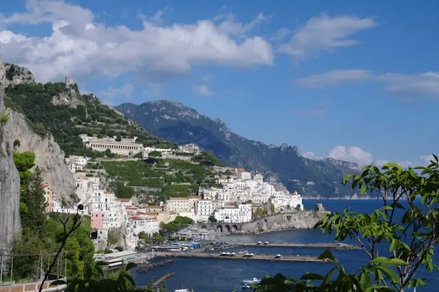 Explore the Amalfi Coast with Villa La Madonnina: Amalfi
